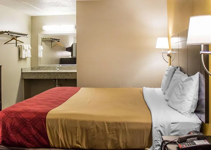 Hotel Econo 2*